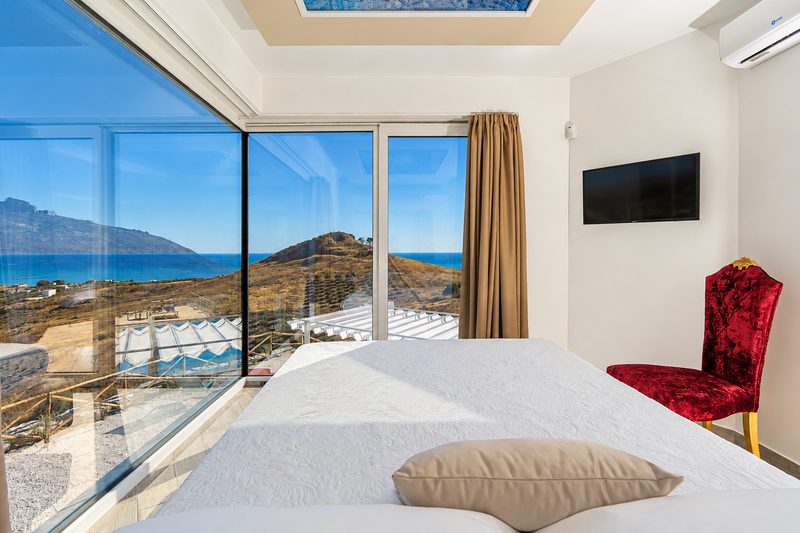 Zona notte di Villa Domizia, Bovo Marina