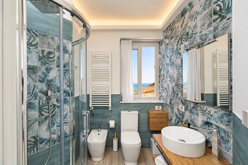 Bagni di Villa Domizia, Bovo Marina